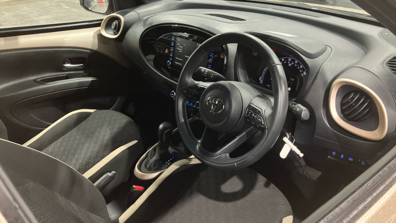 Toyota Aygo X 1.0 VVT-i Edge 5dr Auto Petrol Hatchback